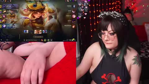 Snapshot of evamilaa chatting on 11.02.25 Eva  online show from 11.02.25