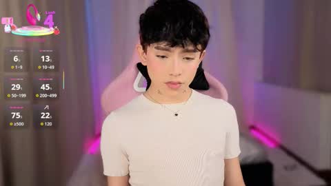 Snapshot of evan__hunter chatting on 09.22.25 Evan online show from 09.22.25