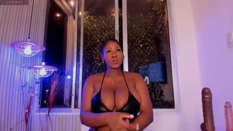 EvelynZoee online show from 10.21.25