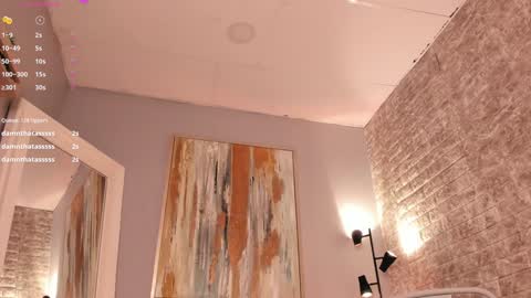 Snapshot of everyh chatting on 01.06.25 Sophia online show from 01.06.25