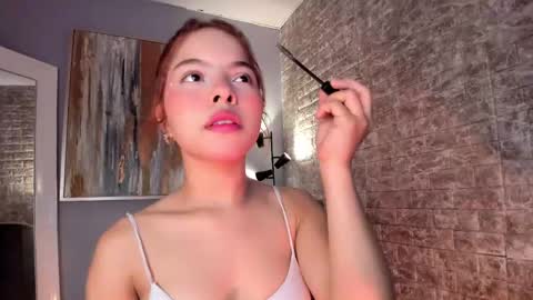 Snapshot of everyh chatting on 02.24.25 Sophia online show from 02.24.25