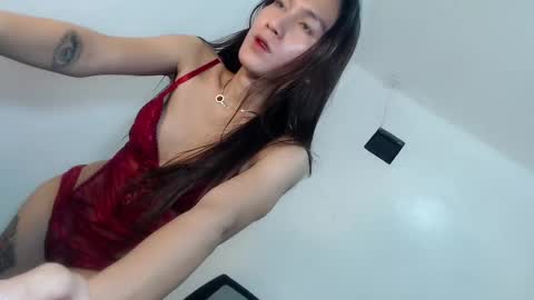 Snapshot of eves_candy chatting on 01.18.25 Chloe mae online show from 01.18.25