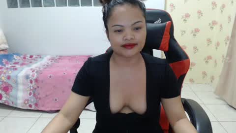 Snapshot of exotic_asian69 chatting on 12.27.24 exotic_asian69 online show from 12.27.24