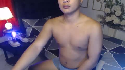 Snapshot of expensive_clark chatting on 10.06.25 expensive_clark online show from 10.06.25