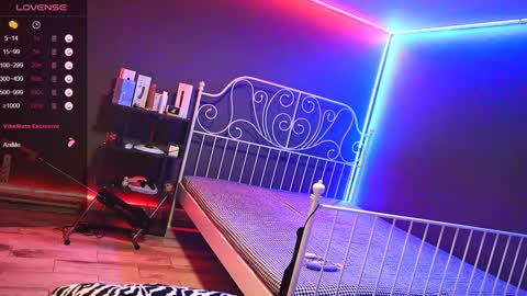 Snapshot of extra_topping chatting on 01.06.25 extra_topping online show from 01.06.25