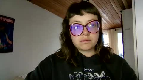 Snapshot of ezlngirl chatting on 01.02.25 Aimee online show from 01.02.25