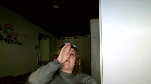 Snapshot of ezlngirl chatting on 09.30.25 Aimee online show from 09.30.25