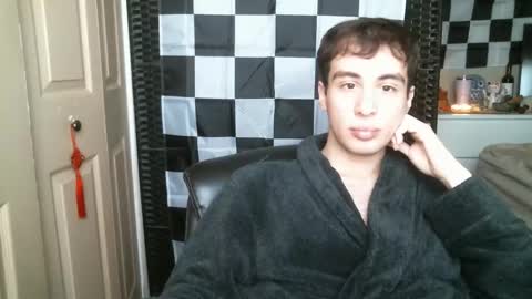 Snapshot of ezra_naamah chatting on 01.12.25 Ezra Naamah online show from 01.12.25