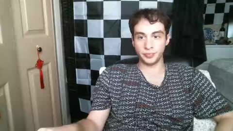 Snapshot of ezra_naamah chatting on 01.29.25 Ezra Naamah online show from 01.29.25