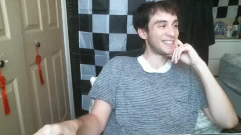Snapshot of ezra_naamah chatting on 02.21.25 Ezra Naamah online show from 02.21.25