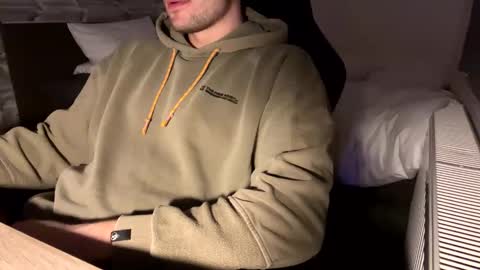 Snapshot of fabian_196 chatting on 12.02.24 Call me bitch online show from 12.02.24