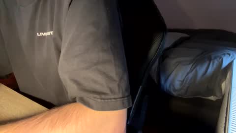 Snapshot of fabian_196 chatting on 12.19.24 Call me bitch online show from 12.19.24