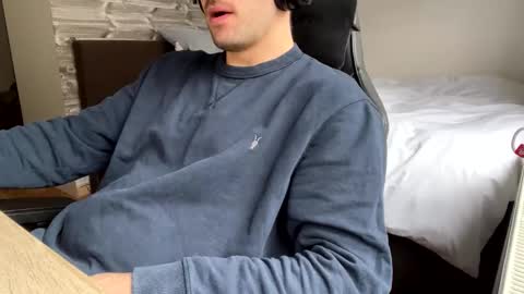 Snapshot of fabian_196 chatting on 12.25.24 Call me bitch online show from 12.25.24