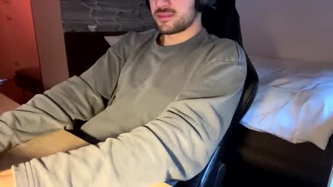 Snapshot of fabian_196 chatting on 01.03.25 Call me bitch online show from 01.03.25