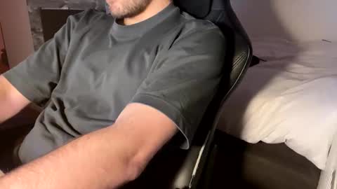 Snapshot of fabian_196 chatting on 01.06.25 Call me bitch online show from 01.06.25