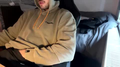 Snapshot of fabian_196 chatting on 01.19.25 Call me bitch online show from 01.19.25