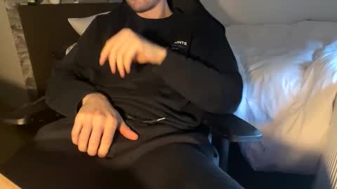 Snapshot of fabian_196 chatting on 02.09.25 Call me bitch online show from 02.09.25