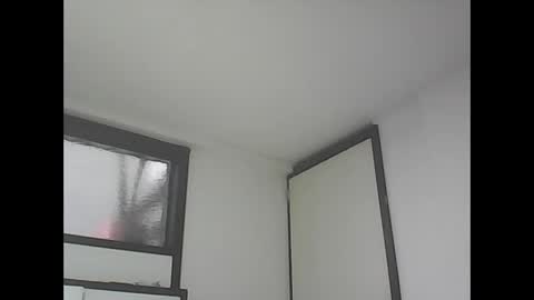 Snapshot of fabiar11 chatting on 10.14.25 R online show from 10.14.25