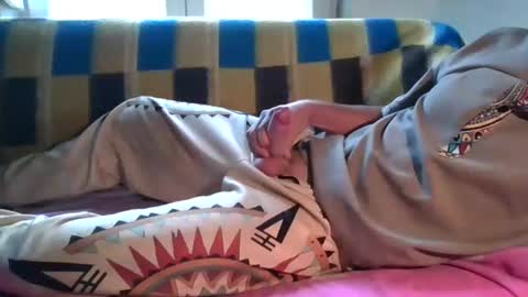 Snapshot of facsavar chatting on 09.28.25 facsavar online show from 09.28.25