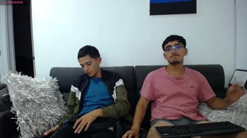 Snapshot of fallgays chatting on 02.15.25 FallGays online show from 02.15.25