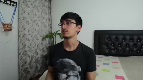 Snapshot of fallgays chatting on 10.18.25 FallGays online show from 10.18.25