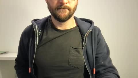 Snapshot of fantacyland chatting on 12.18.24 Alex online show from 12.18.24