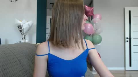 Snapshot of favoriteyour chatting on 02.19.25 favoriteyour online show from 02.19.25