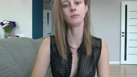 Snapshot of favoriteyour chatting on 09.19.25 favoriteyour online show from 09.19.25