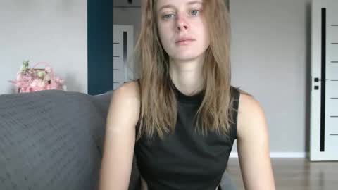 Snapshot of favoriteyour chatting on 10.13.25 favoriteyour online show from 10.13.25