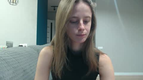 Snapshot of favoriteyour chatting on 11.14.25 favoriteyour online show from 11.14.25