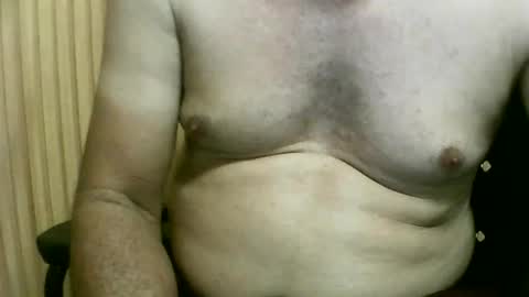 Snapshot of fdphomen chatting on 02.22.25 fdphomen online show from 02.22.25