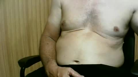 Snapshot of fdphomen chatting on 10.05.25 fdphomen online show from 10.05.25