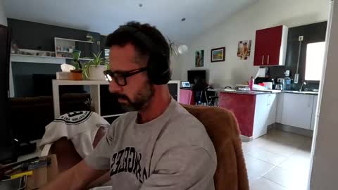 Snapshot of federosario2123 chatting on 02.17.25 federosario2123 online show from 02.17.25