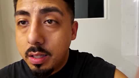 Snapshot of feelsbomber chatting on 11.04.25 feelsbomber online show from 11.04.25