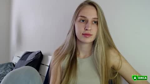 Femke online show from 10.13.25