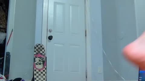 Snapshot of feralasf chatting on 02.20.25 FE fee online show from 02.20.25