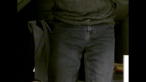 Snapshot of fifi010203 chatting on 10.24.25 fifi010203 online show from 10.24.25