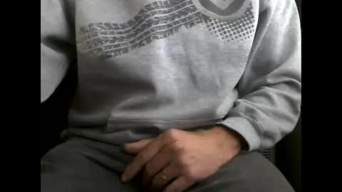 Snapshot of fifi010203 chatting on 11.07.25 fifi010203 online show from 11.07.25