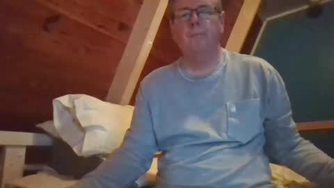 Snapshot of finderfiner chatting on 03.02.25 finderfiner online show from 03.02.25