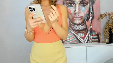 Snapshot of finestchantilly chatting on 02.15.25 FinestChantilly online show from 02.15.25