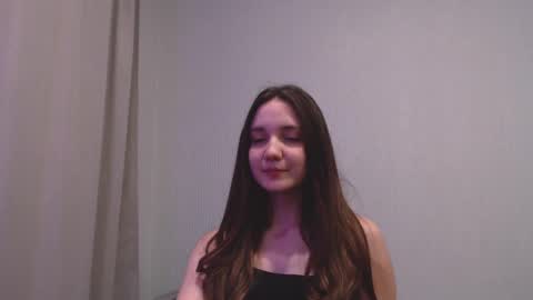 Snapshot of fireflies_fly_ chatting on 03.10.25 fireflies_fly_ online show from 03.10.25