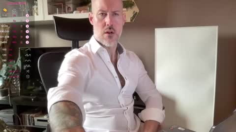 Snapshot of fit_rubinho chatting on 01.02.25 Rubn online show from 01.02.25