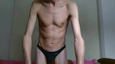 Snapshot of fithotguy90 chatting on 11.01.25 Luis online show from 11.01.25