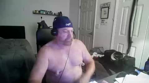 Snapshot of flaguy3233 chatting on 10.27.25 Florida guy online show from 10.27.25