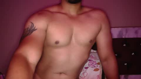 Snapshot of flirtsxxx chatting on 09.15.25 flirtsxxx online show from 09.15.25