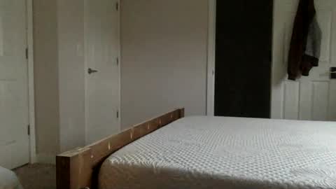 Snapshot of floraexploration chatting on 02.22.25 floraexploration online show from 02.22.25