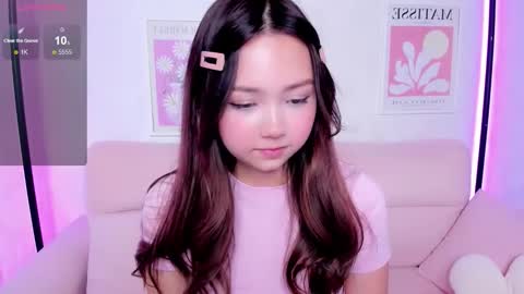 Snapshot of fluffy_rose chatting on 09.09.25 Rose online show from 09.09.25