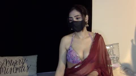 Snapshot of fogbunny chatting on 12.23.24 Fogbunny online show from 12.23.24