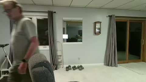 Snapshot of foodforcatfists chatting on 09.17.25 foodforcatfists online show from 09.17.25