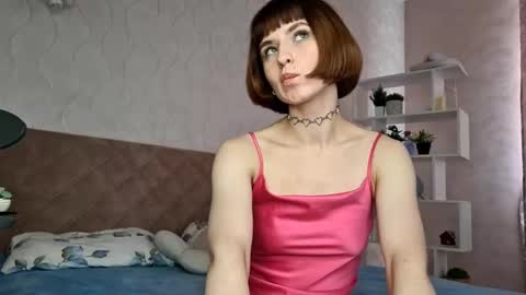 Snapshot of forbidden_fruity chatting on 09.17.25 Laura online show from 09.17.25